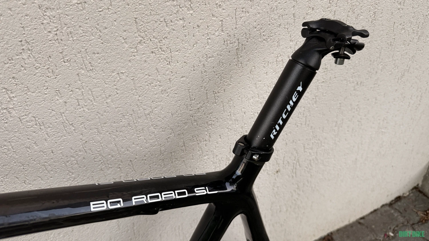 5. Cadru cursiera carbon BQ Road XL 60cm fisurat