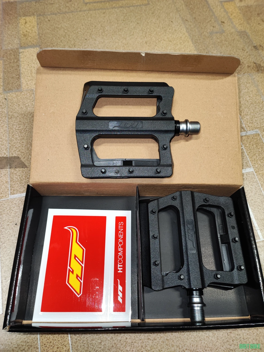 1. Pedale HT PA12 negru pini plastic