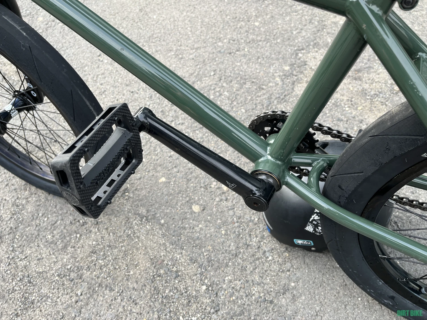 8. Cult Dak Odyssey R25 Thunderbolt