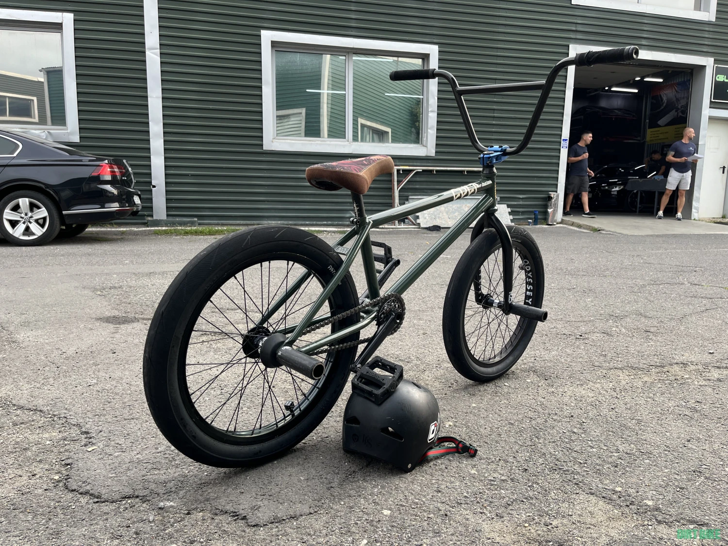 13. Cult Dak Odyssey R25 Thunderbolt