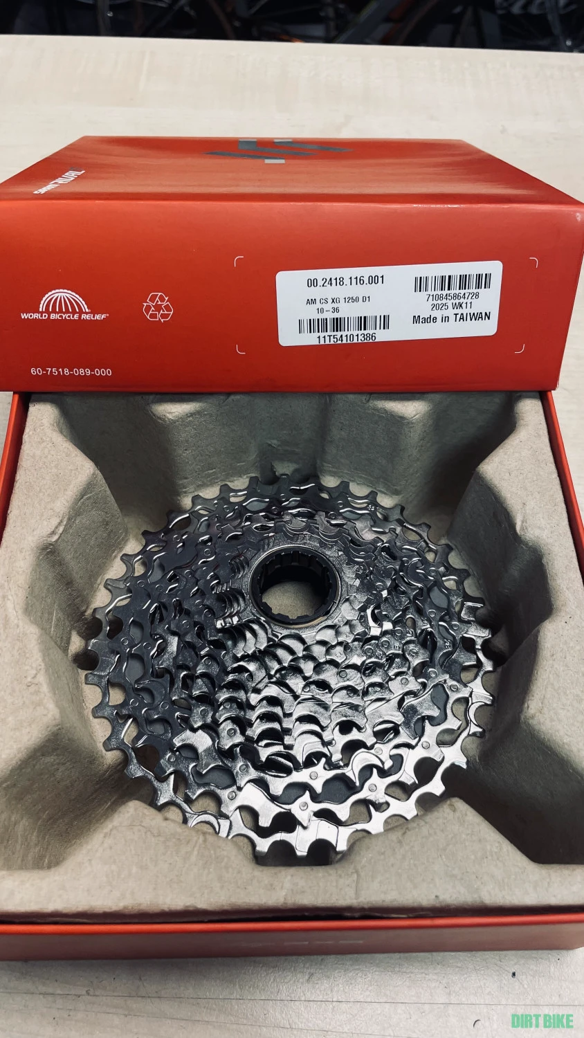 1. Pinioane Sram Rival XDR 12v 10-36T