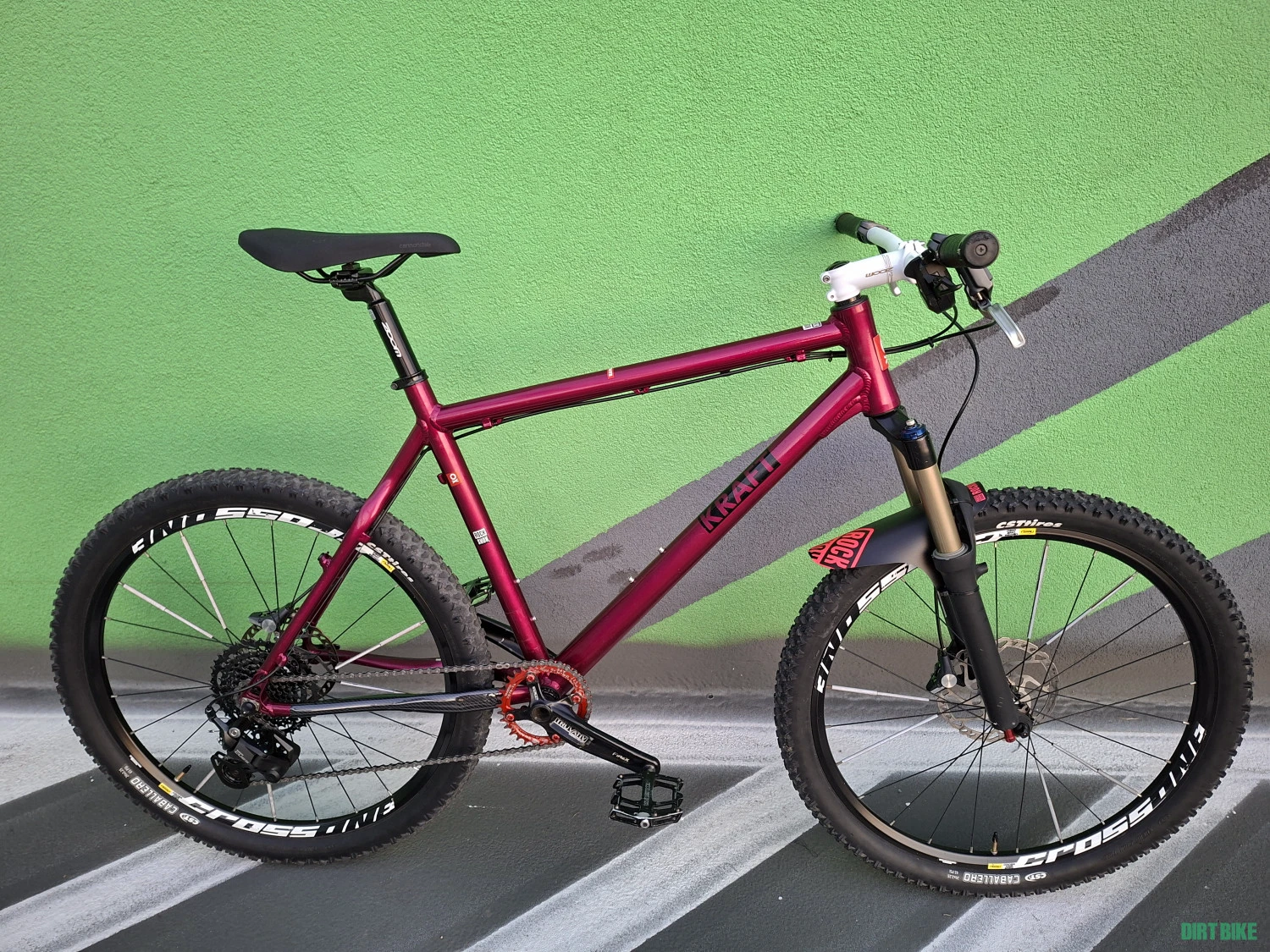 1. Bicicleta MTB 26er Kraftstoff L