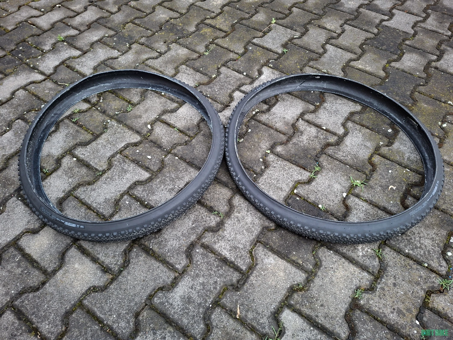 1. Vand Anvelopa Tubeless WTB Raddler 700 x 44