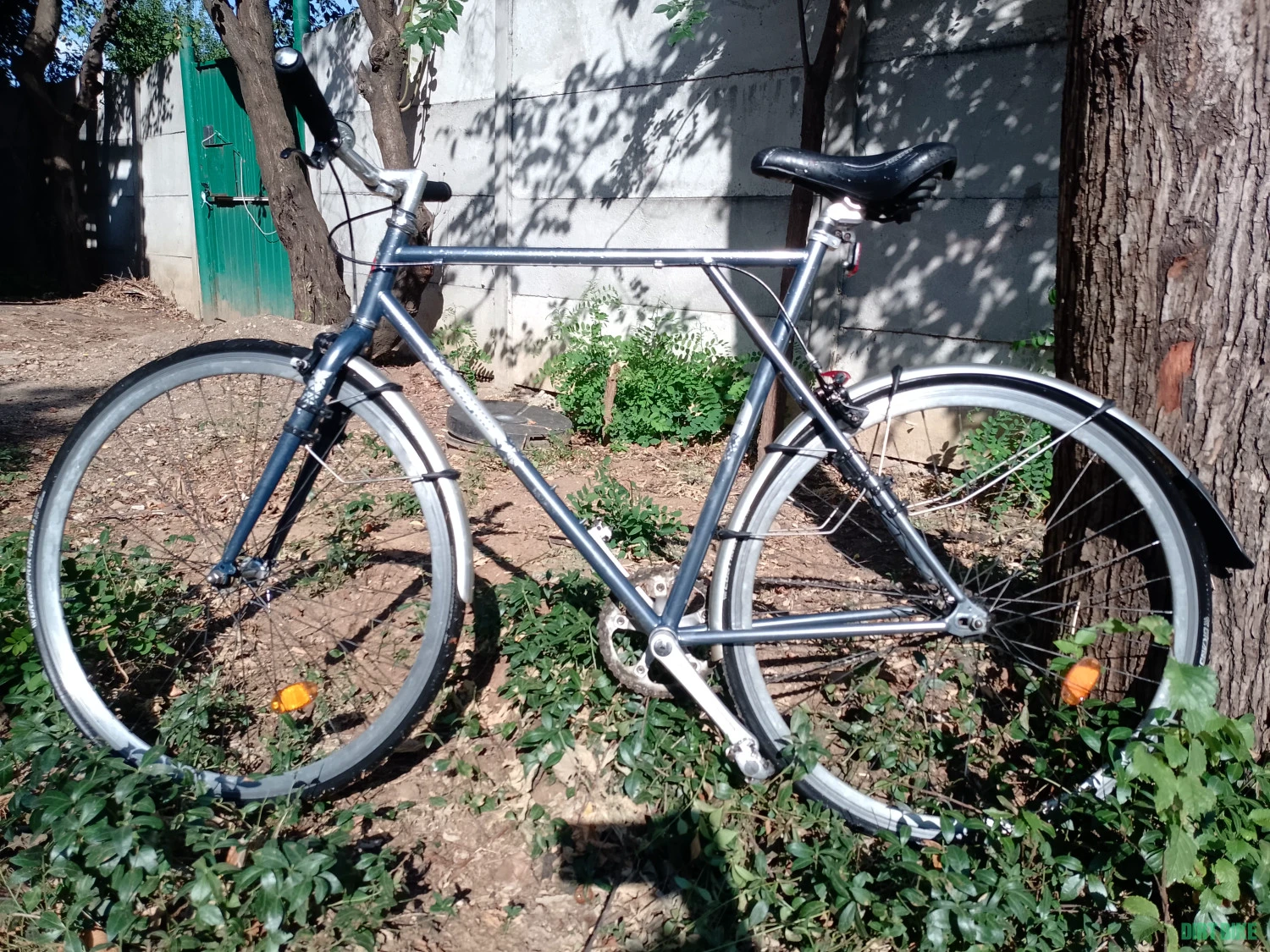 1. Vând bicicleta Pegas clasic single speed și fixie