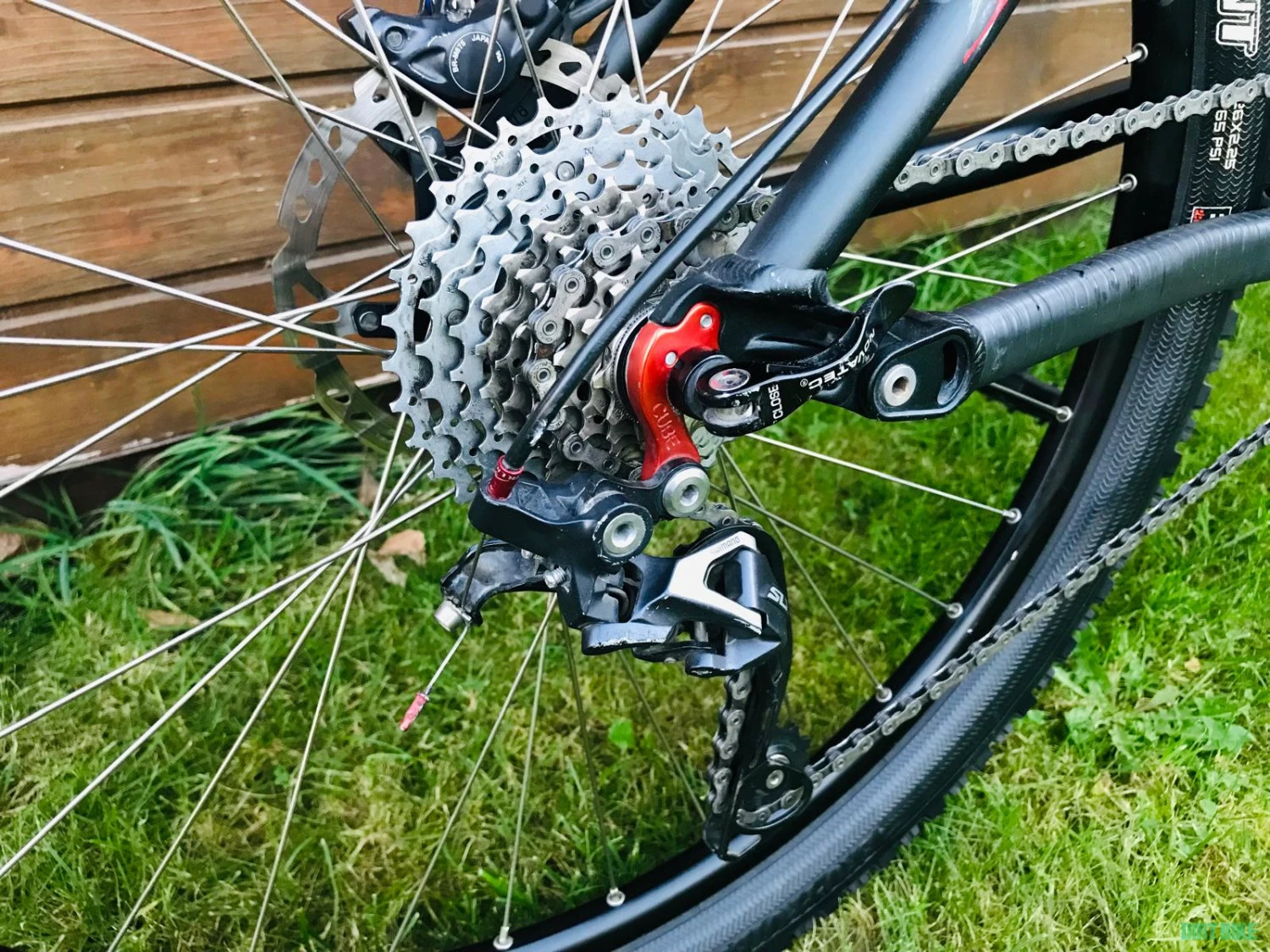 4. Cube Ams 100 MTB