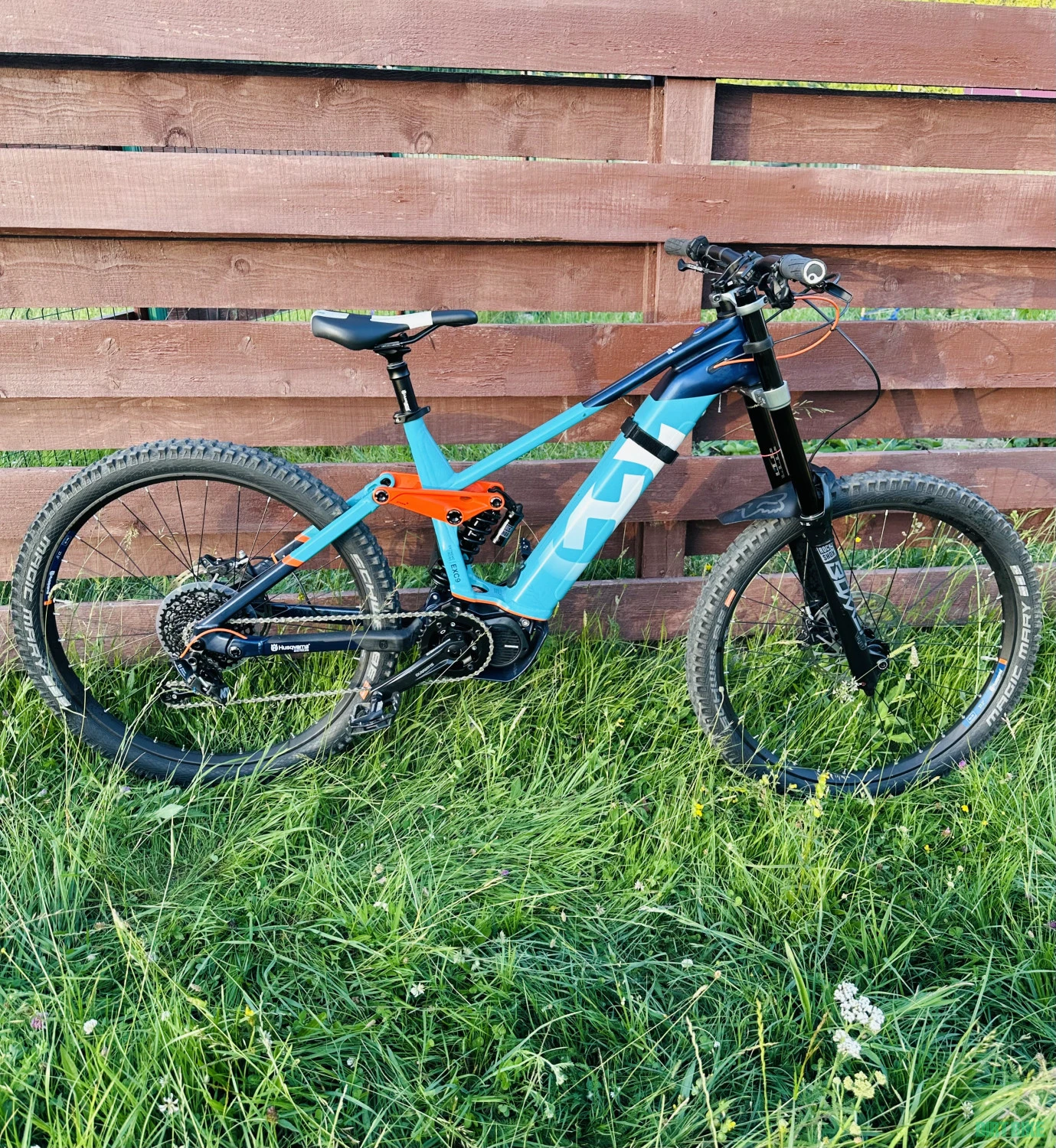 5. E-Bike - HUSQVARNA - EXC9