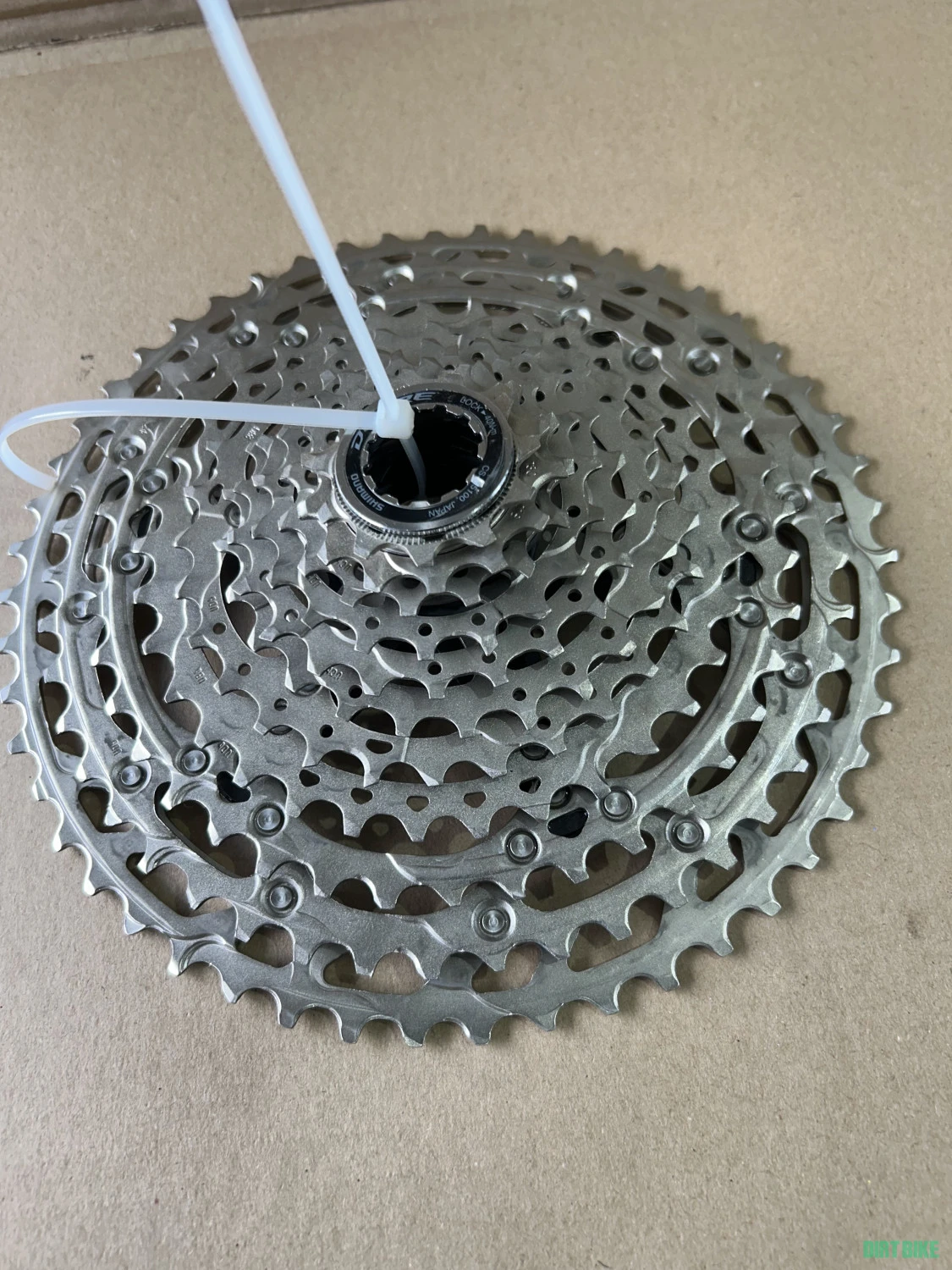 1. Caseta Shimano Deore 11s 11-51T