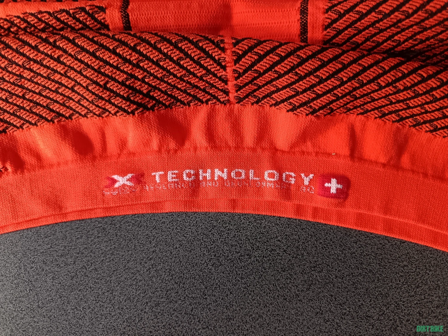 9. X-Bionic for Automobili Lamborghini tricou fara maneci -marimea L