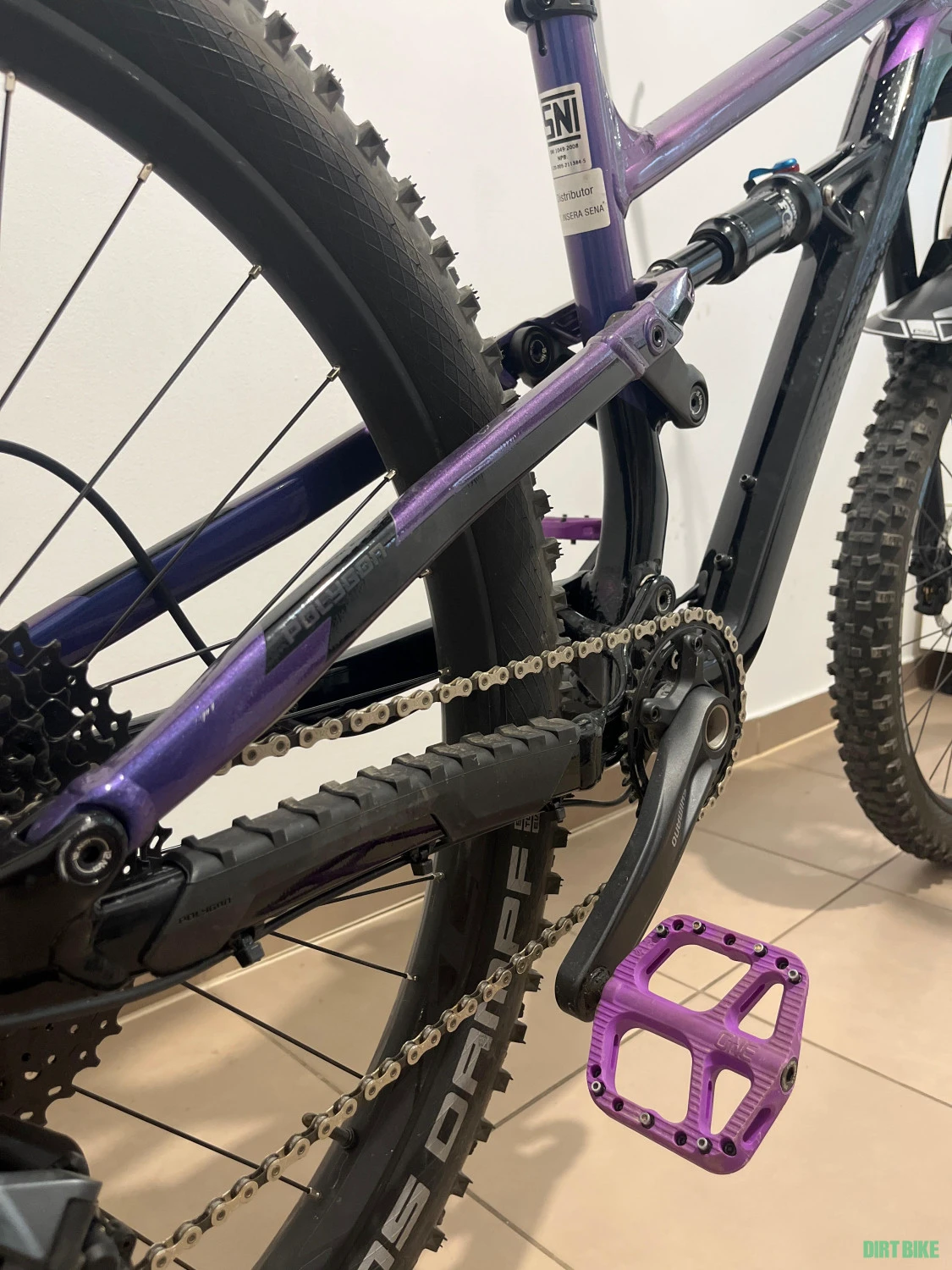 5. MTB Full suspension Polygon Siskiu T8 Purple Black