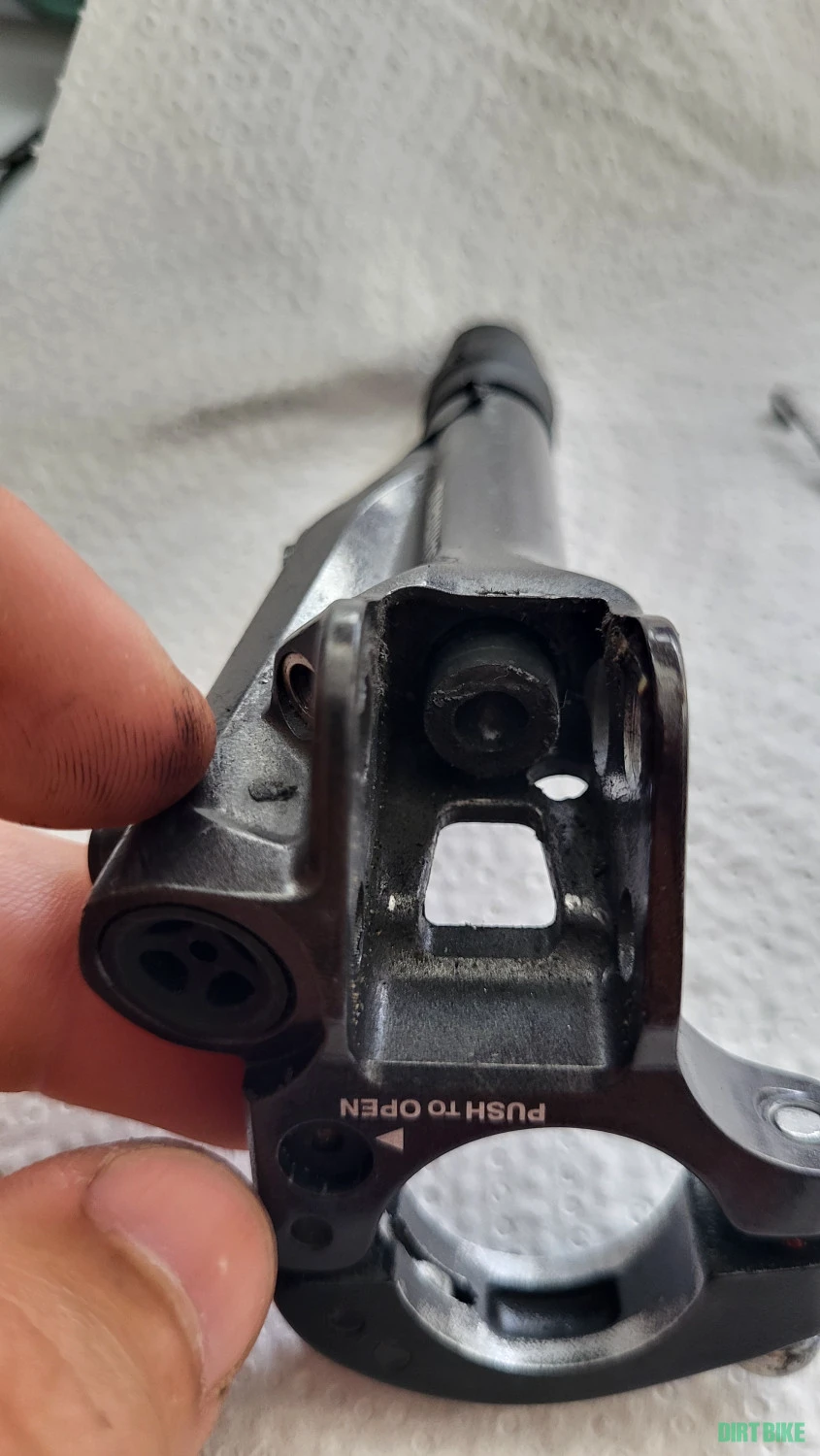 2. Maneta frana DEFECTA Schimano Bl-M800