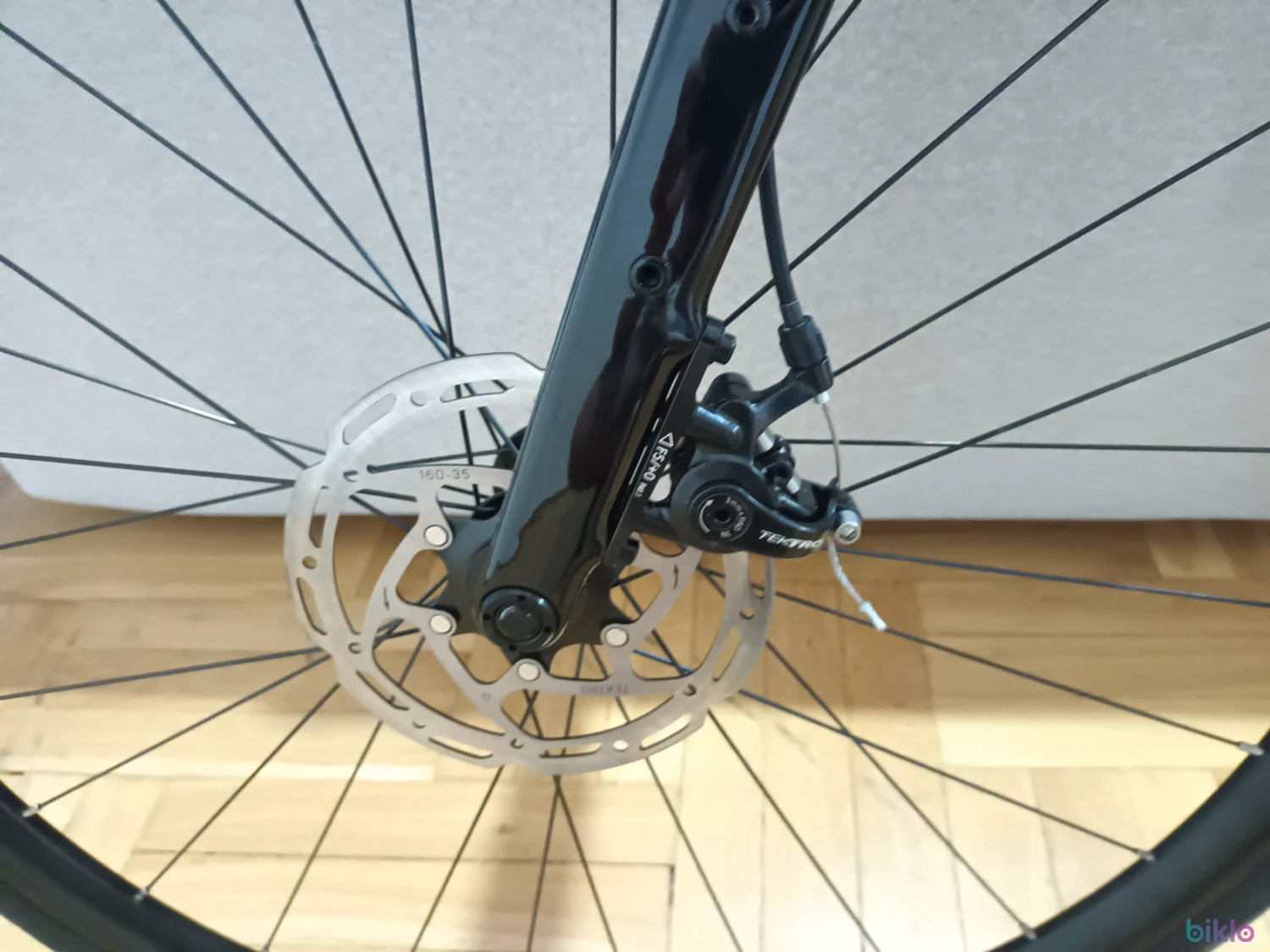4. Van Rysel EDR Shimano Claris road bike
