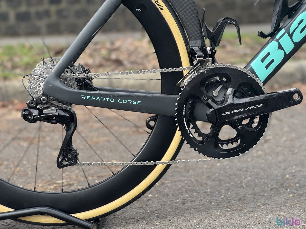 8. Bianchi Oltre RC, Shimano Dura Ace di2 12v-Powermeter, Fulcrum Airbeat Carbon