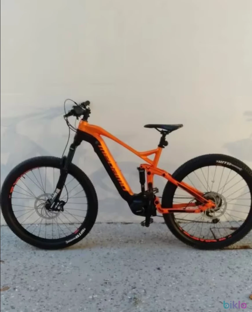 1. E-MTB Megamo Ayron Force 40