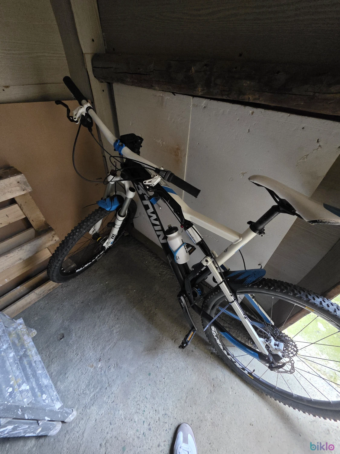 2. B-TWIN ROCKRIDER 740S V2 FULL SUSPENSION