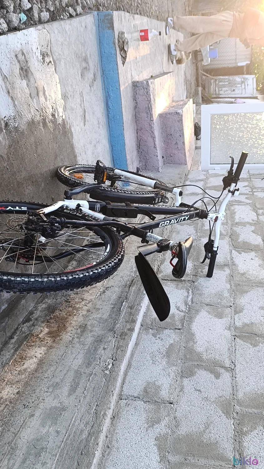 4. Bicicleta dynamics STYX XC series mountain bike