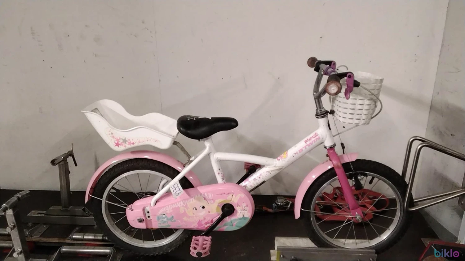 1. Btwin Princess - 4235