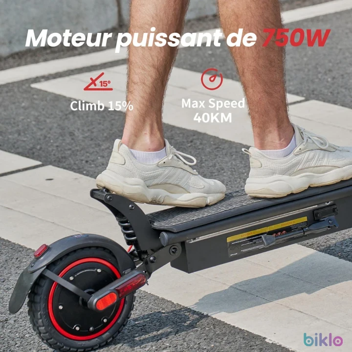 4. IScooter W8 Electric Scooter 9.5'' Folding commuter scooter 500W 48V14Ah Battery, App Control