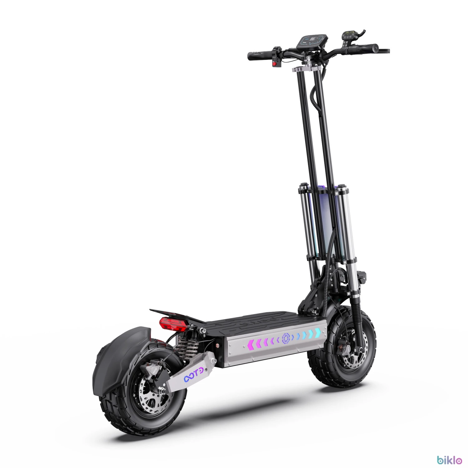 3. OOTD T90 13" All-Terrain Electric Scooter 2100W*2 Dual Motor 60V 31.2Ah Battery