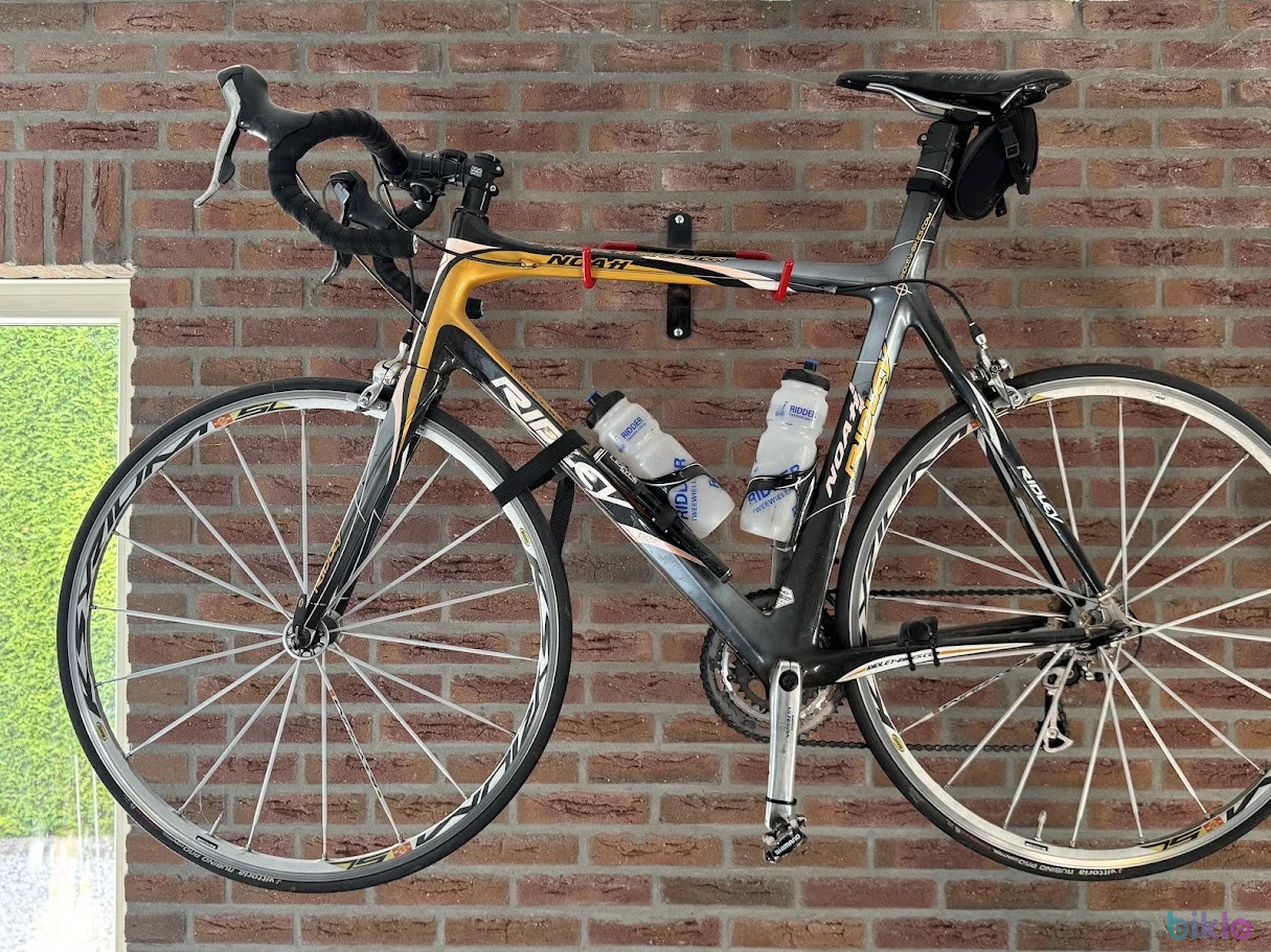 1. Ridley Noah Carbon – Ultegra – Mavic Ksyrium SL – top aero racer