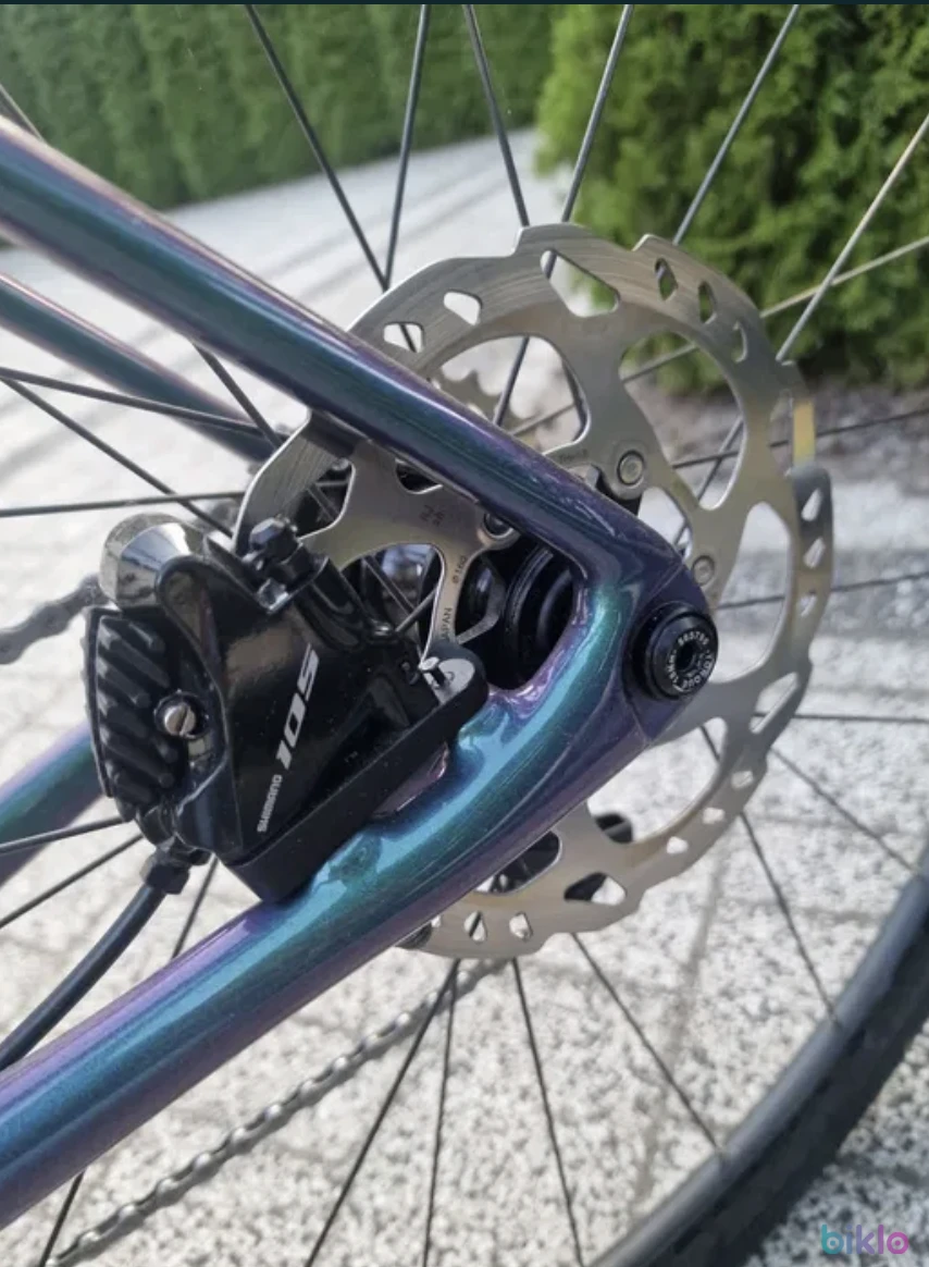 7. Trek Émonda SL 5 Disc (2020) road bike – carbon frame, size 54