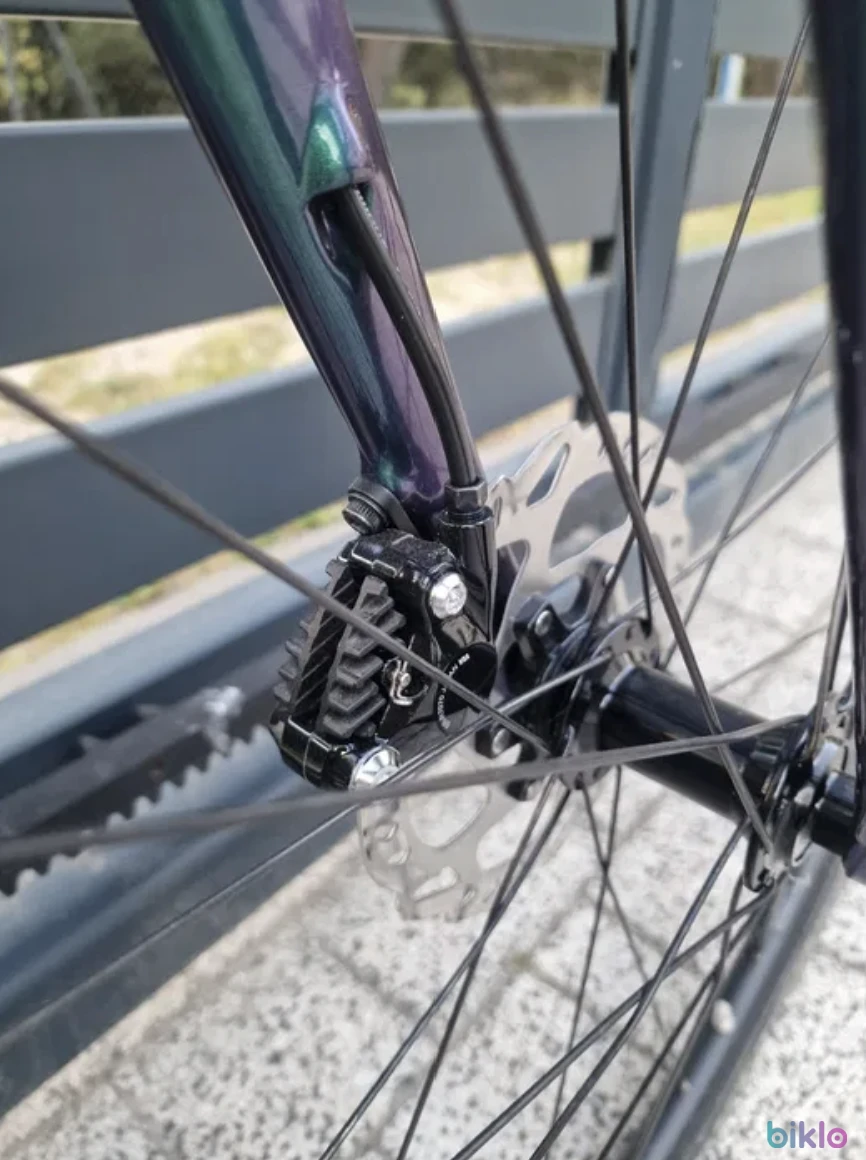 9. Trek Émonda SL 5 Disc (2020) road bike – carbon frame, size 54