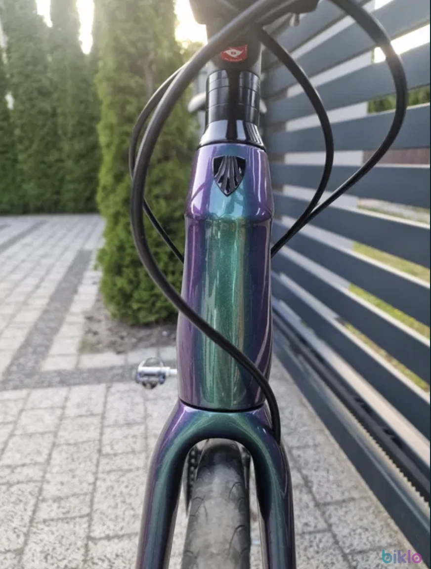2. Trek Émonda SL 5 Disc (2020) road bike – carbon frame, size 54