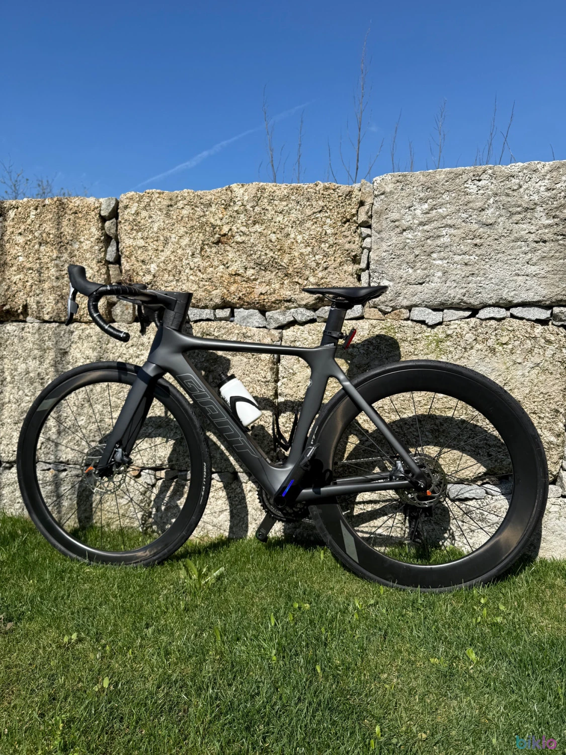 1. Giant Propel Advanced Disc | SRAM Force AXS | SLR1 Carbon |