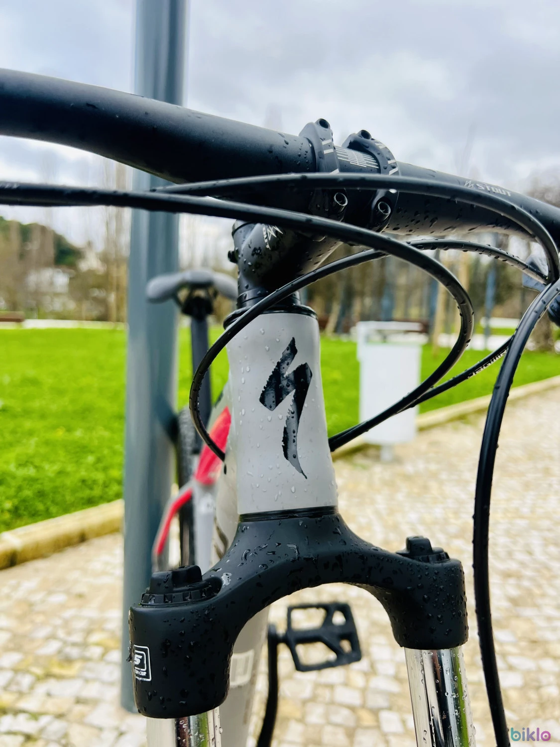 4. Bicicleta BTT Mulher - Specialized Rockhopper Comp 29 (Tamanho M)