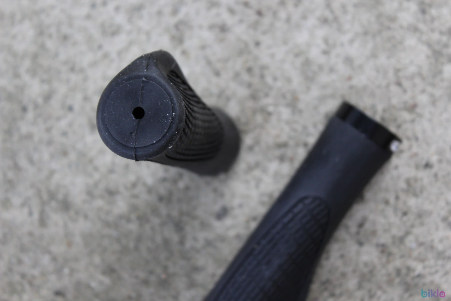 2. NPY Ergo Lock-On Grips - manson lock-on