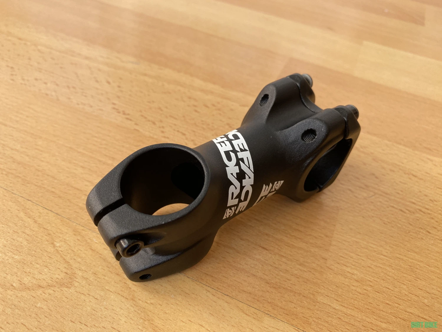 6. Race Face Ride 70 mm pipa
