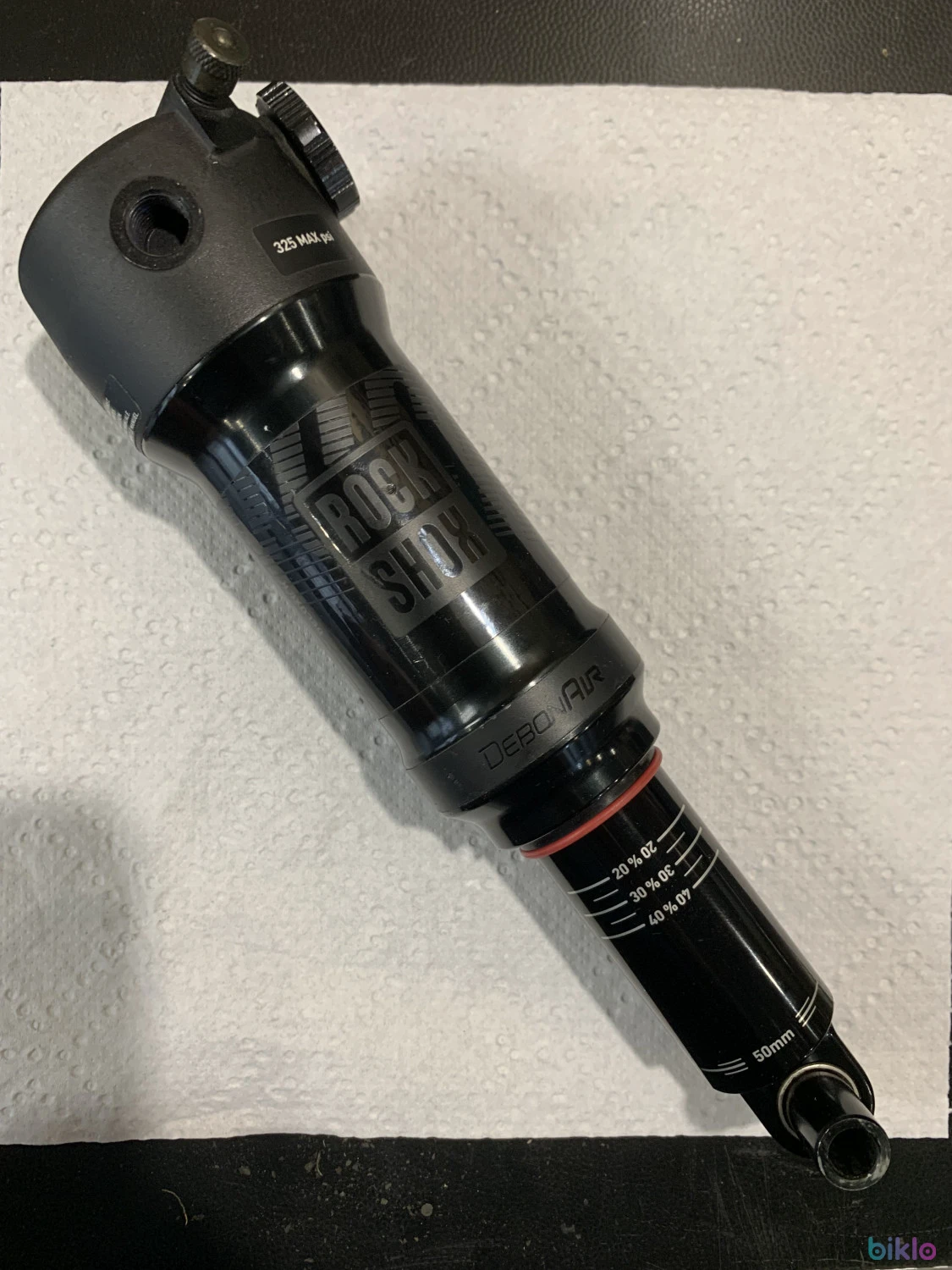 2. Rock Shox Deluxe R