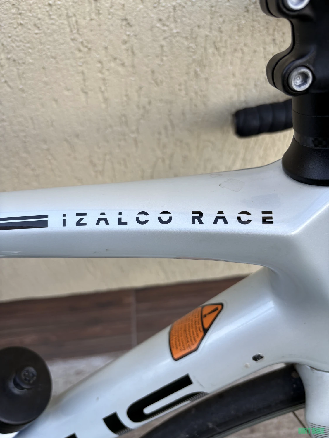 4. Focus Izalco Race
