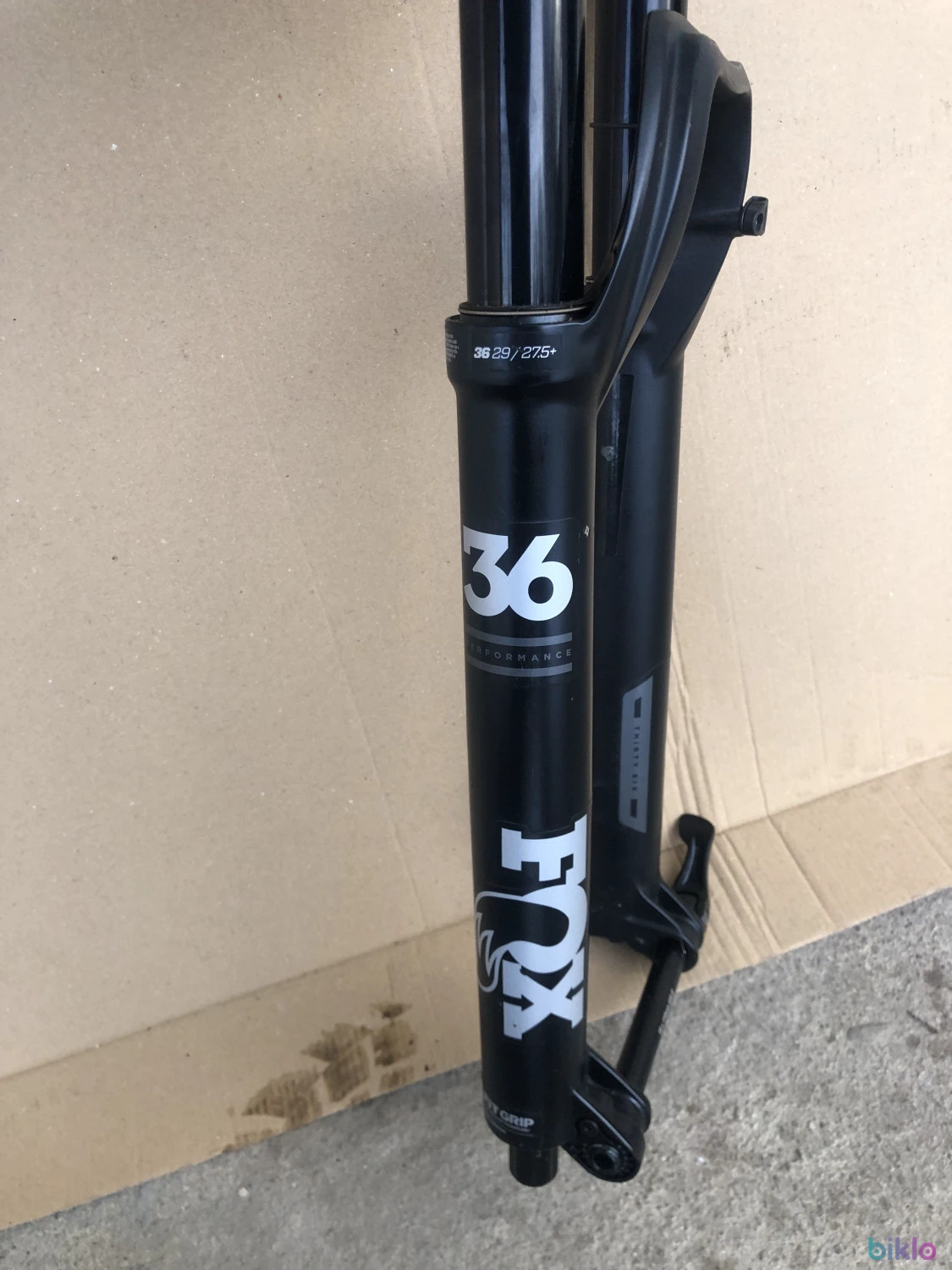 5. Furca Fox Performance 36, cursa 150 mm Boost