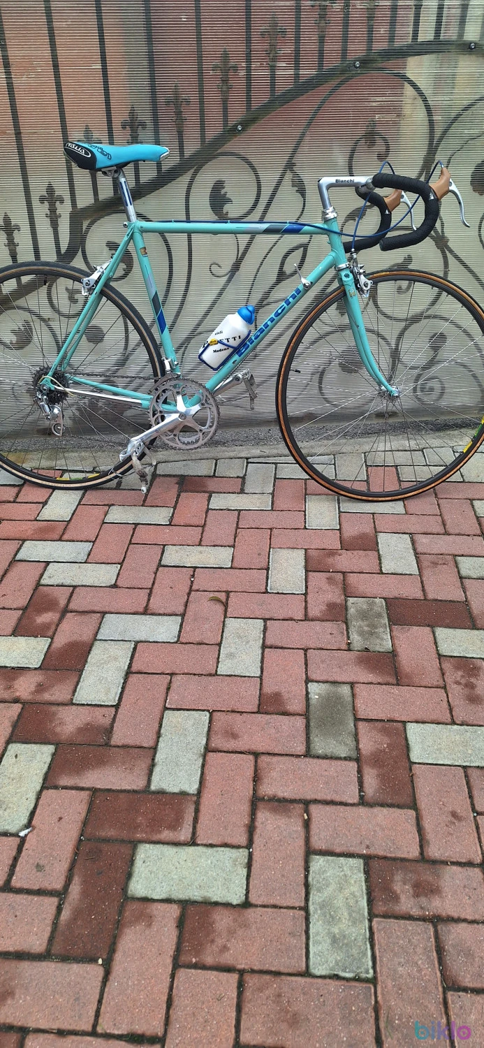 1. Vand cursiera vintage Bianchi