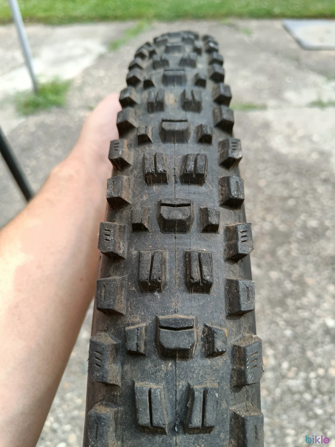 3. Anvelopa Maxxis Assegai 27.5 x 2.5