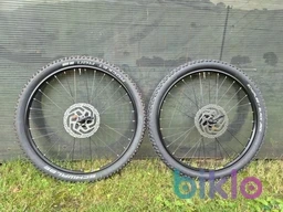 4. Roti MTB Mavic MX 117, 26inch, caseta Shimano 9 pinioane ,discuri Shimano noi