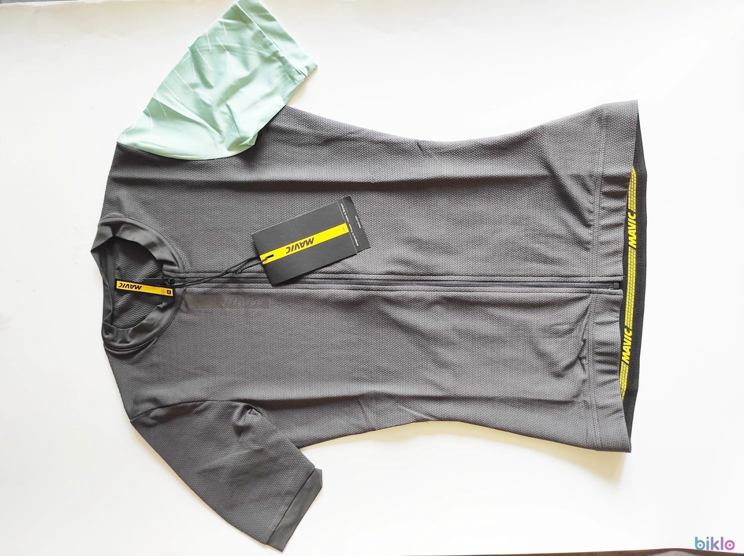7. Tricou dama Mavic Essential Carbon/Mint marimea XS, nou