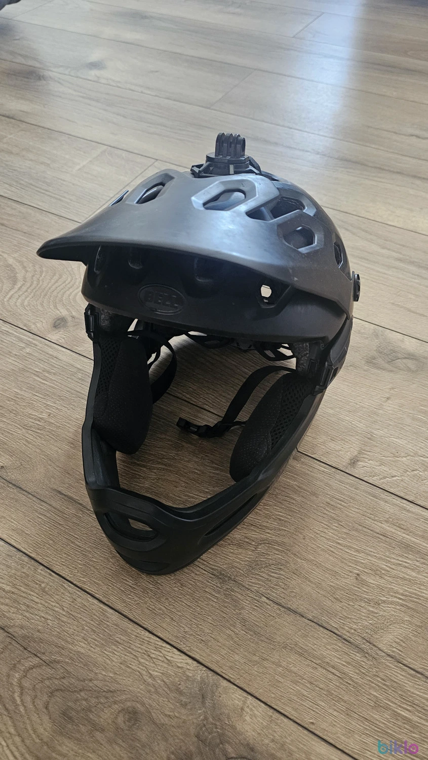 1. Cască Bell Super 3R MIPS, negru mat