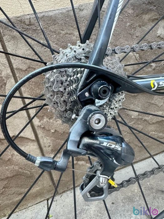 6. Cursiera Scott CR1 carbon