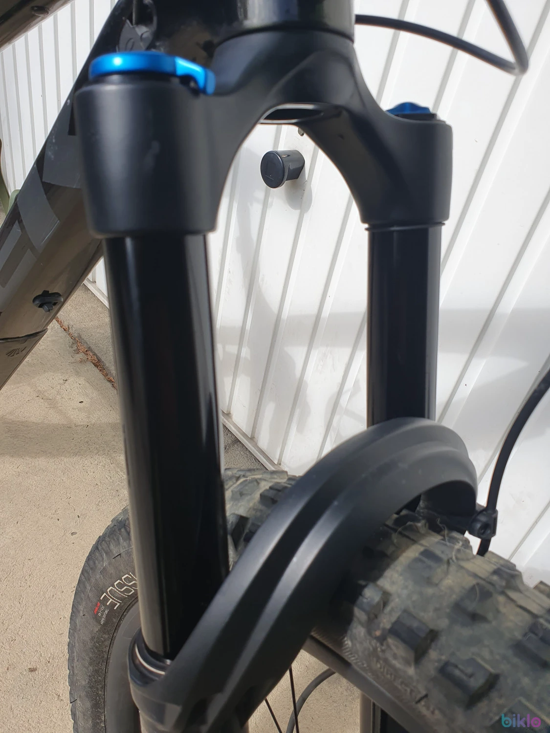 9. Trek remedy 9.8 carbon