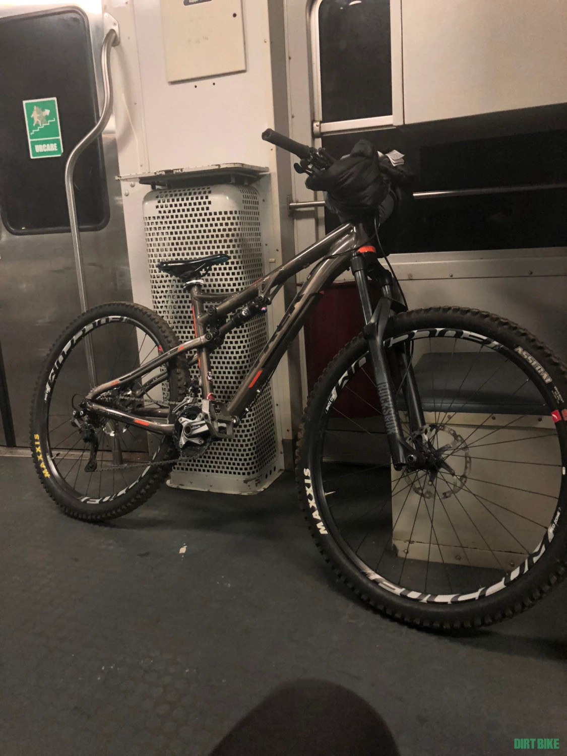 1. Vand Trek Superfly Elite