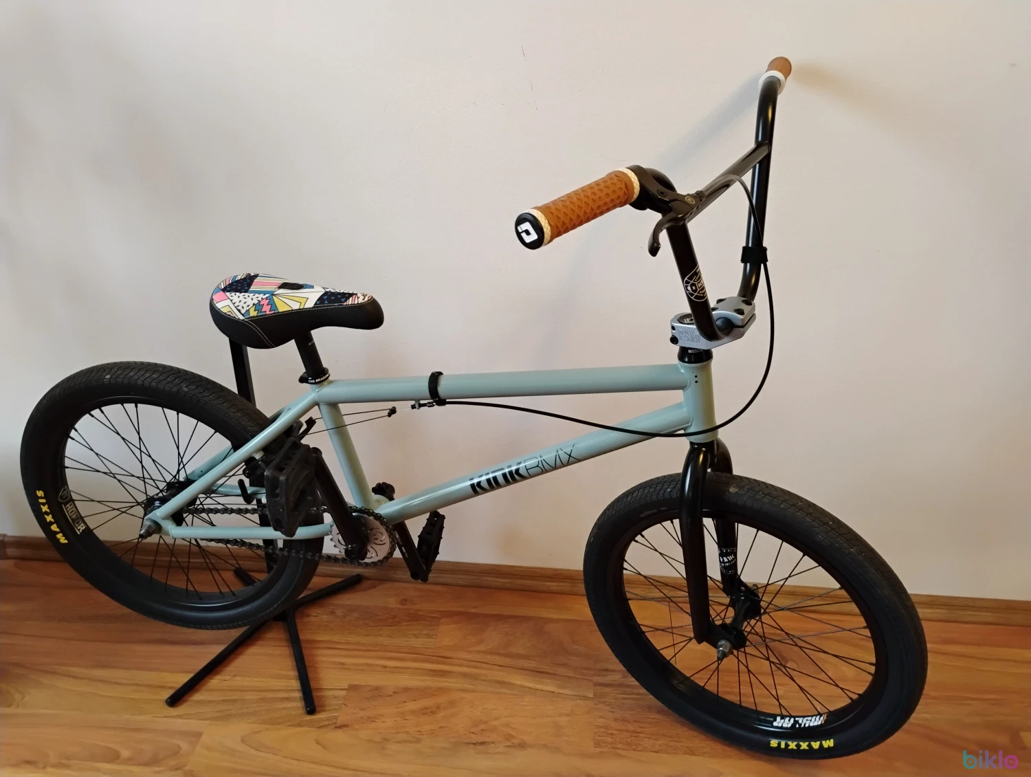 2. BMX custom Kink Whip XL