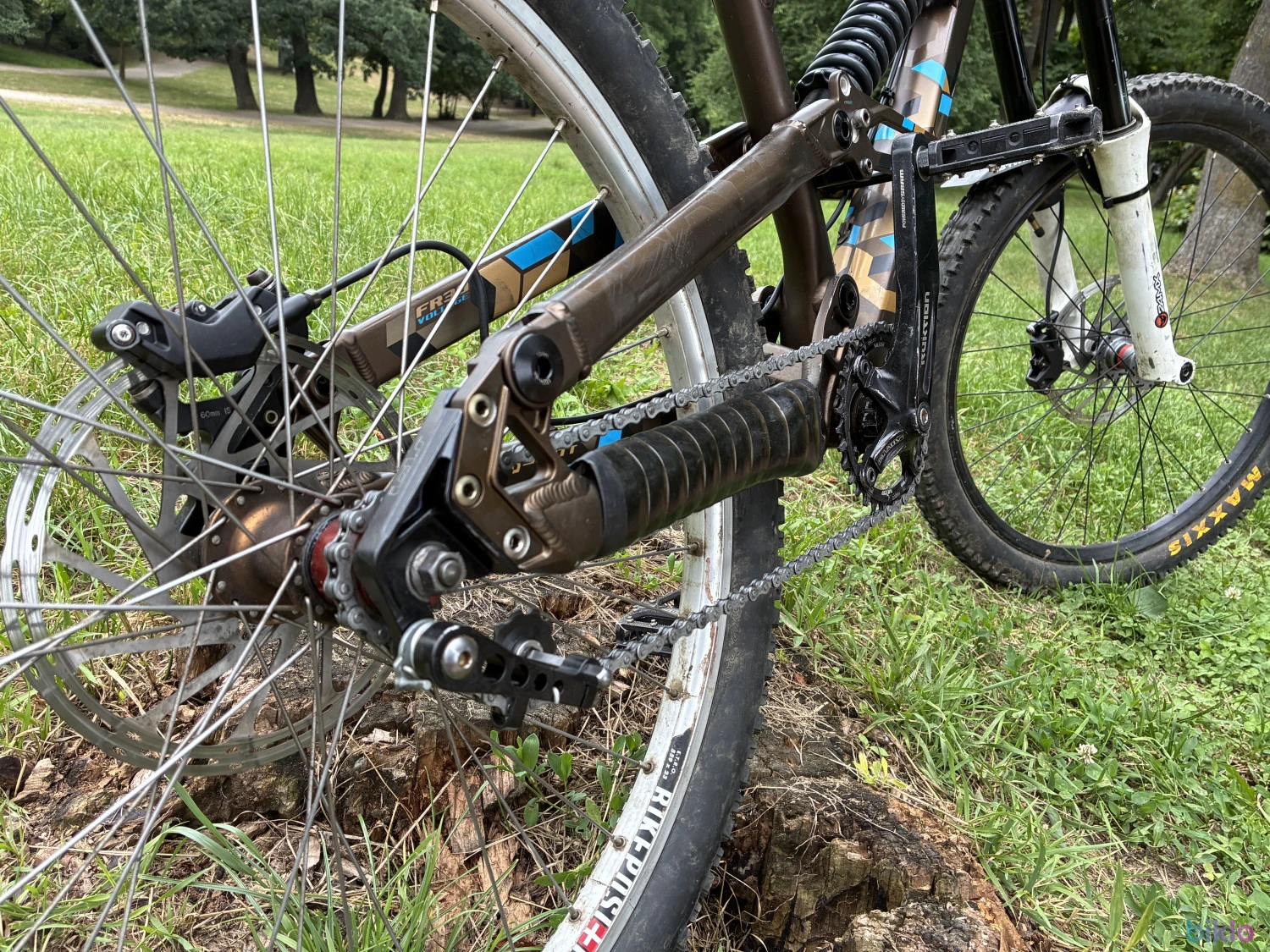 6. Mountain Bike Freeride SCOTT Voltage FR30