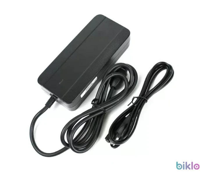 1. Li-Ion E-bike incarcator baterie MDA - Haibike, Kellys, Yamaha...