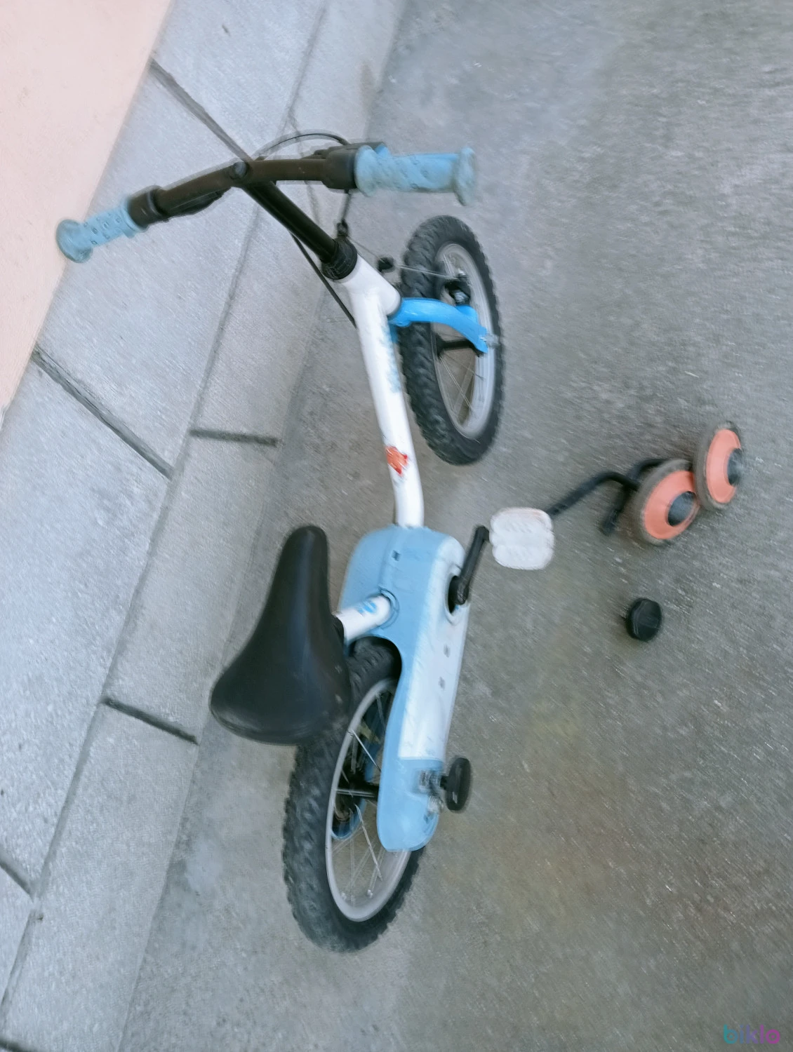 8. Bicicleta fete Kelly"s Emma Litle princes cadru aluminiu 23 cm roti 16