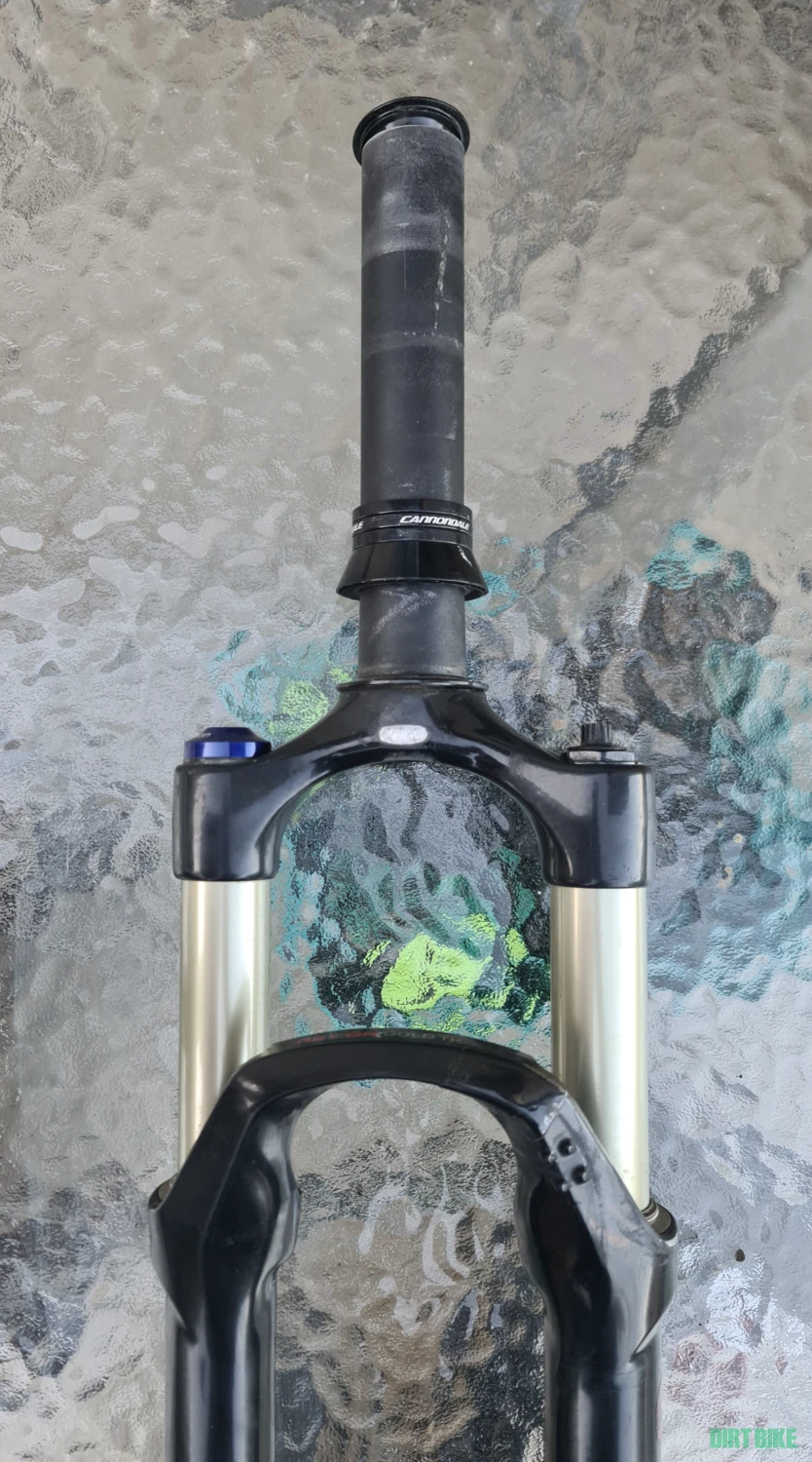 8. RockShox RECON gold tk 29" bust 20