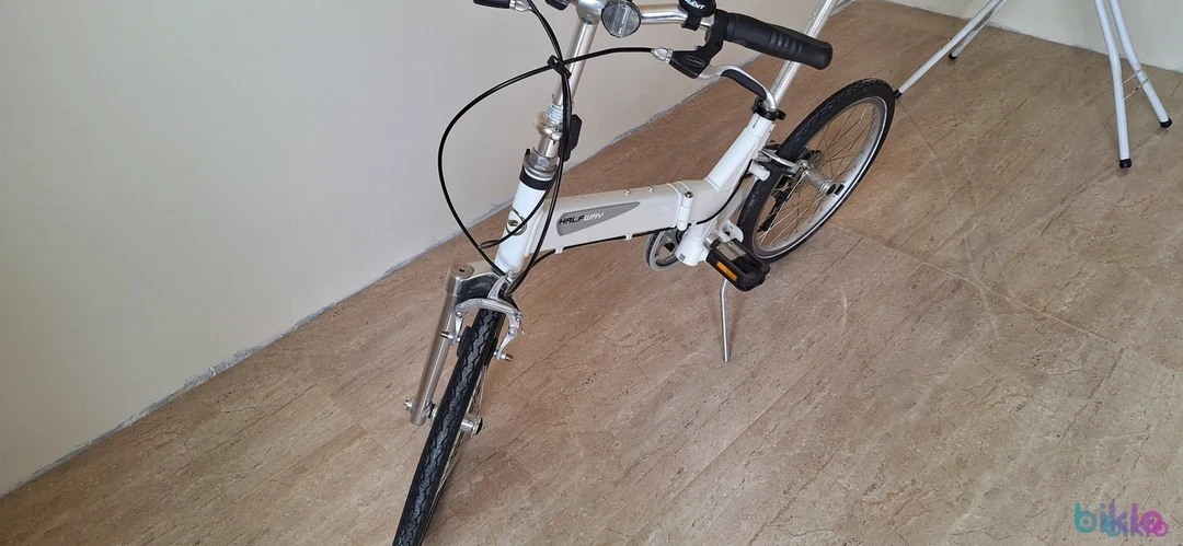 4. Bicicletă Gigant din aluminiu