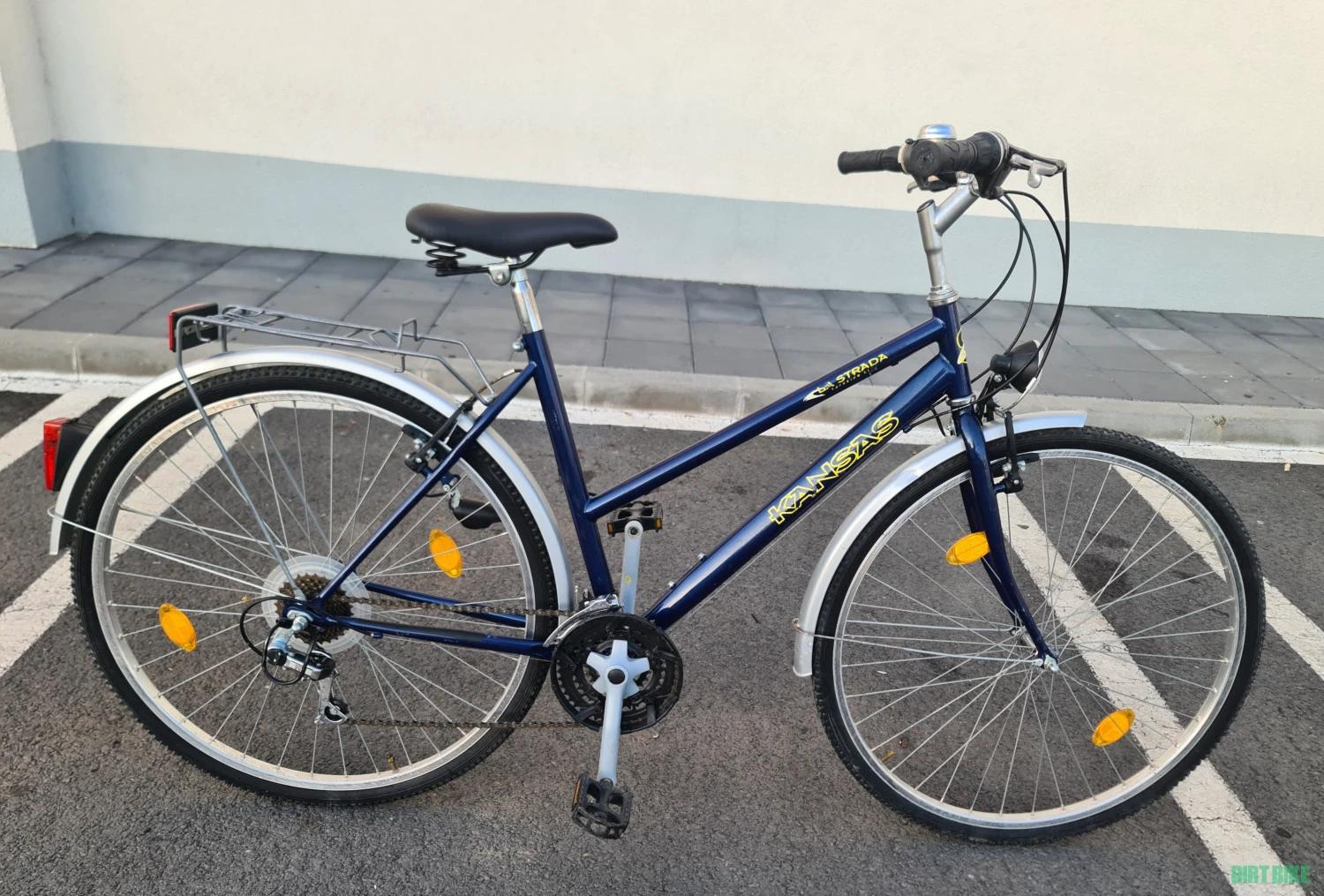 1. Kansas ByStrada roti28" citybike