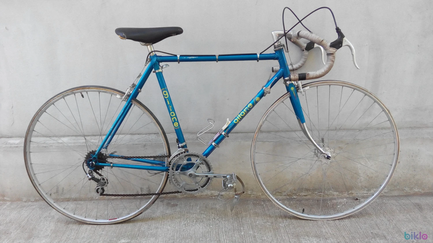1. Gitane cursiera clasica otel