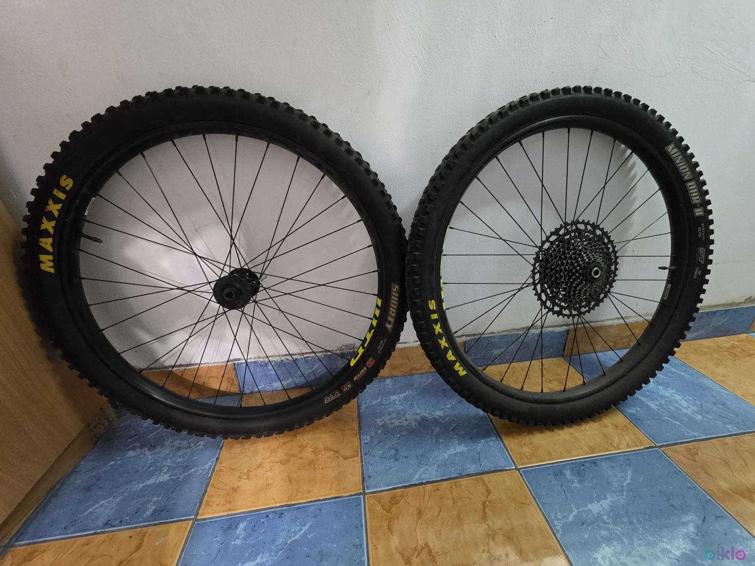 1. Set Roti 27.5 WTB i29